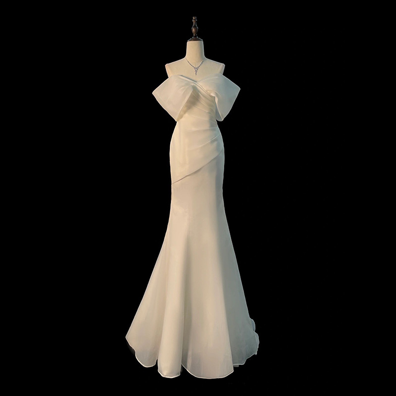 Vestido de Noiva de Cetim com  - Photography Natural Lighting Basics avaliação e preço